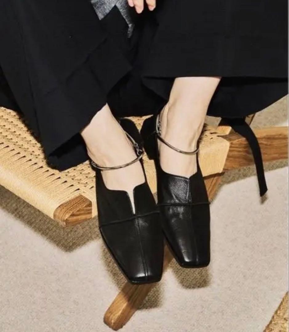 【新品】LE TALON GRISE レザースクエアクロスシームアンクルフラット