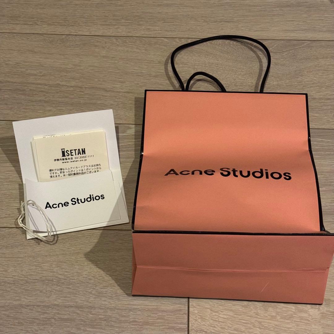 Acne studious フェイスパッチ ビーニー ニット帽