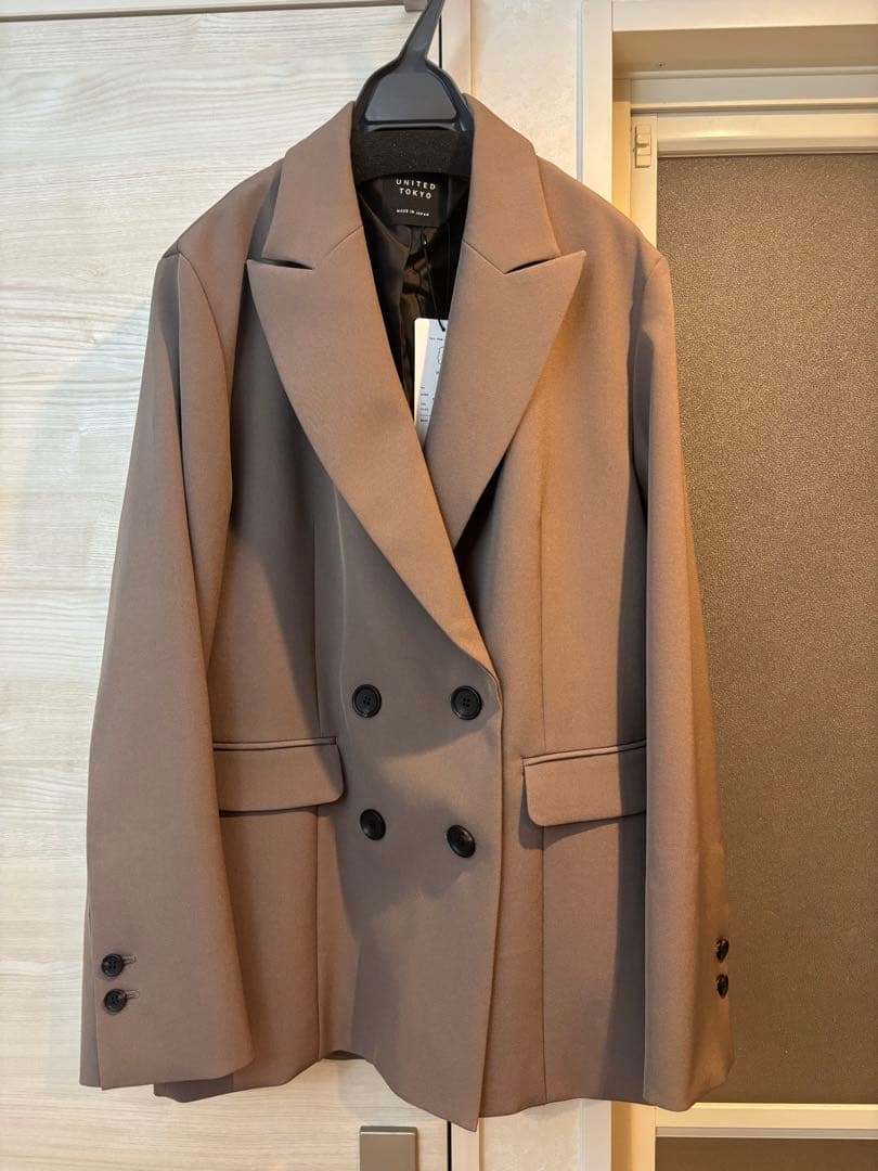 【専用】UNITED TOKYO バックフレアレイヤードジャケット