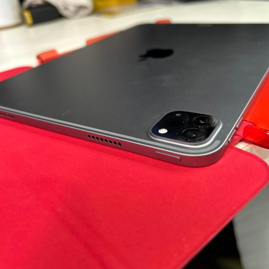 5059 【新品同様北米使用】iPad Pro 第4世代 Wi-Fi 128GB