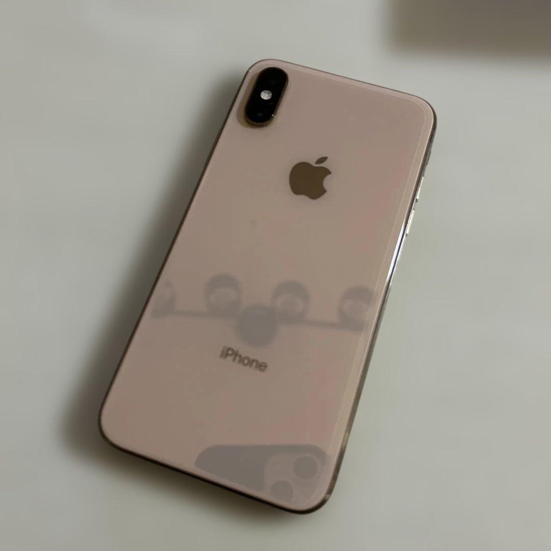 P*I様 Apple iPhone Xs Gold 64GB