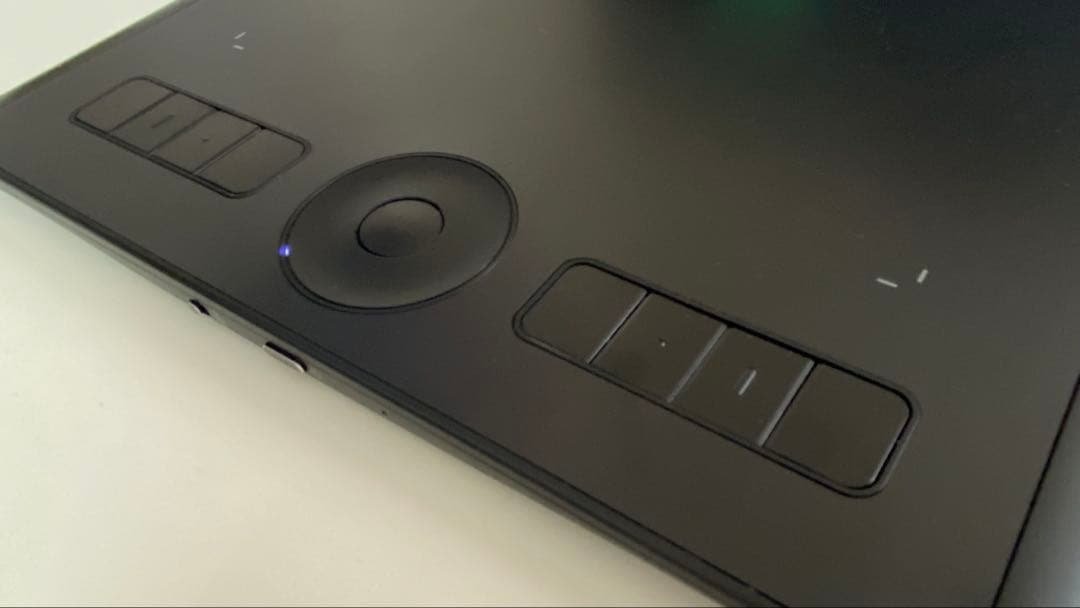 Wacom IntuosPro Medium (PTH-660) ガイドブック付