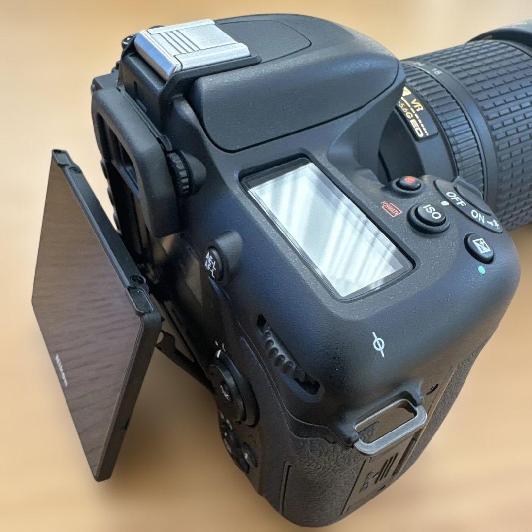 新品級Nikon D7500 18-140 VR Kit レンズ付一眼レフカメラ
