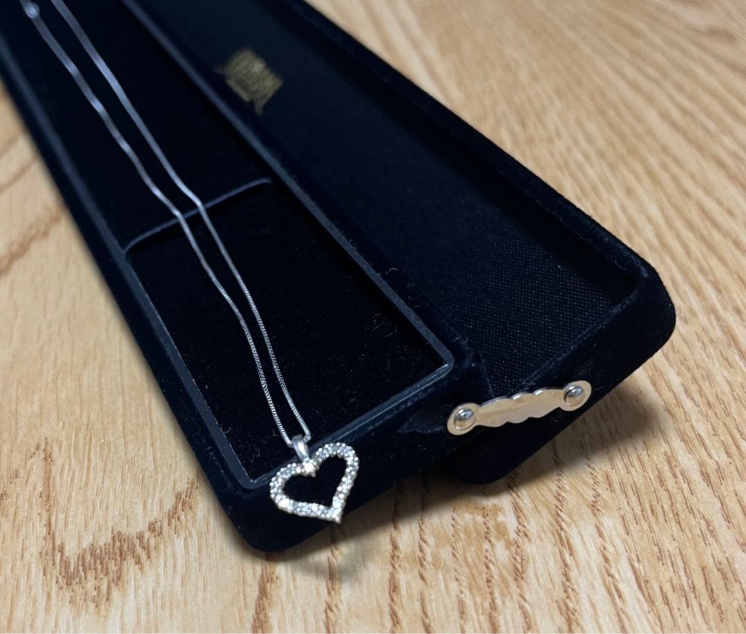 【限定値下げ】ダイアプチハートネックレス　k10wg ホワイトゴールド【新品】