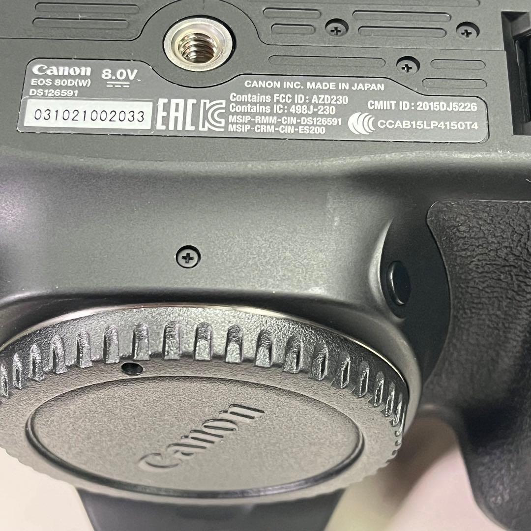 デジタルカメラ Canon EOS 80D EF-S 18-135mm f/3.5-5.6 IS