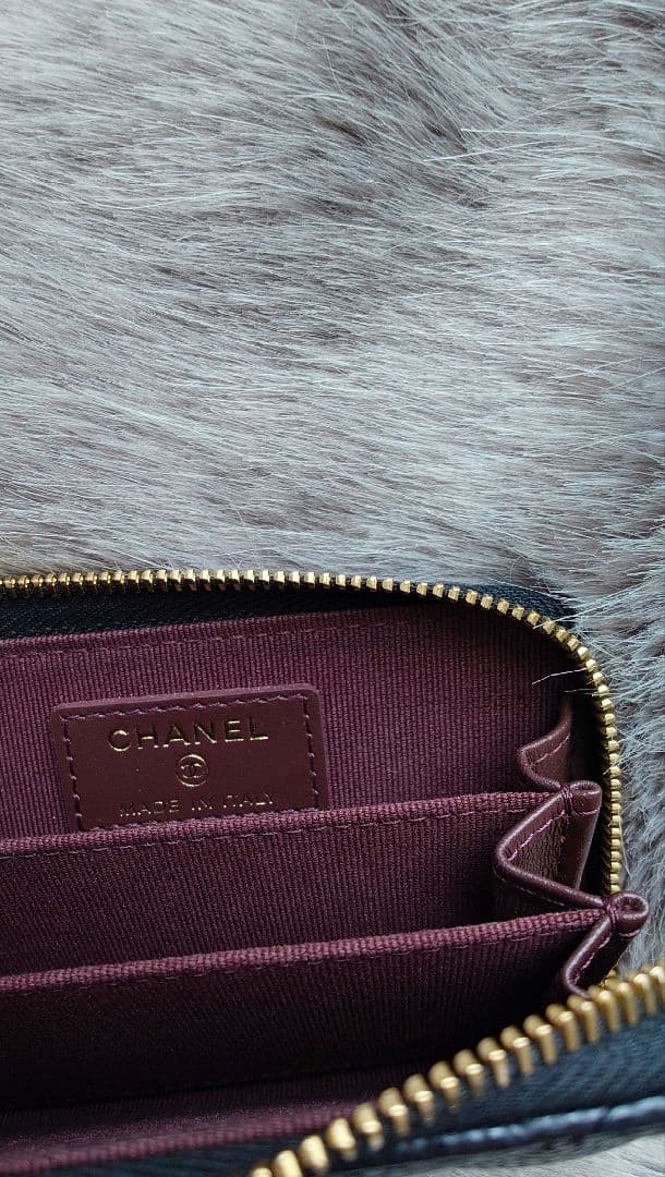 【極美品 付属品完備】【CHANEL】 パース キャビアスキン ブラック