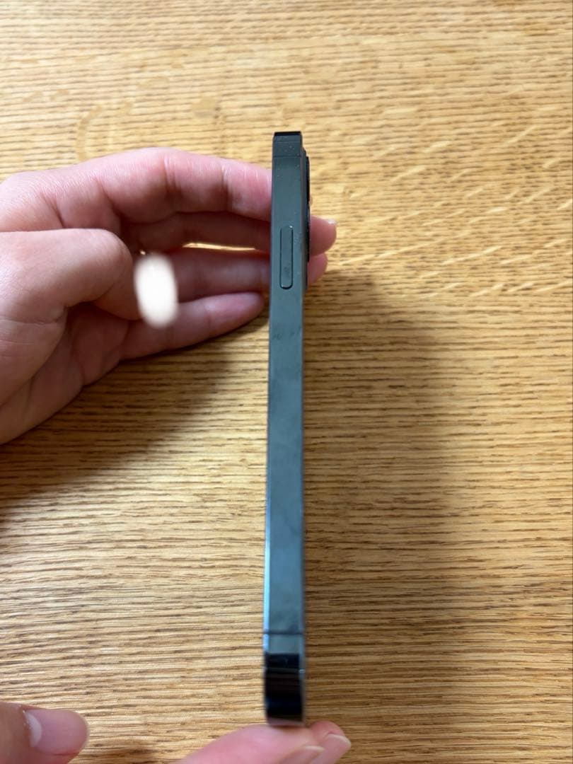 Apple iPhone 12 Pro 128GB バッテリー100%