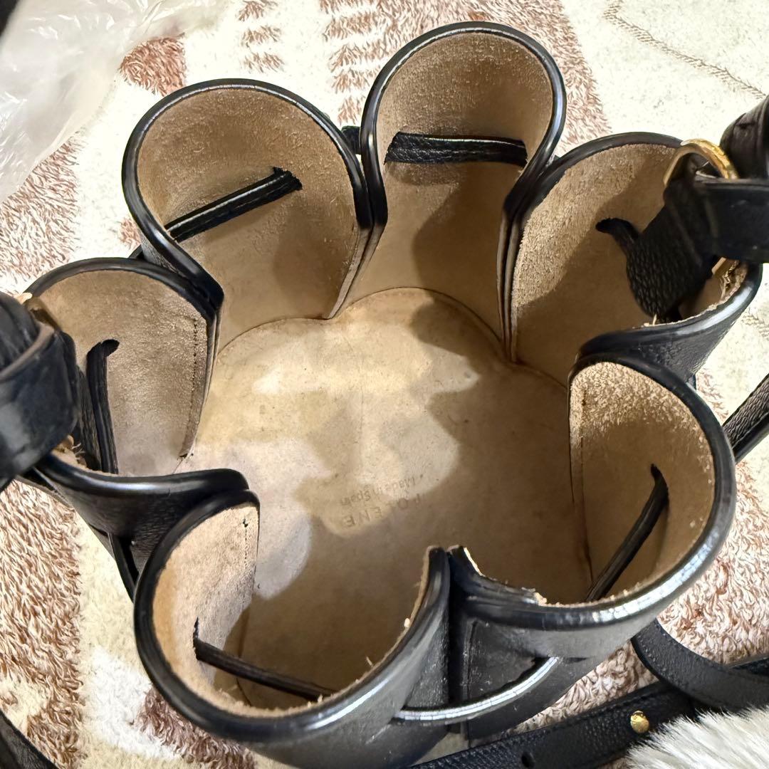 ポレーヌ　Numéro Huit Mini 黒　カヌレ