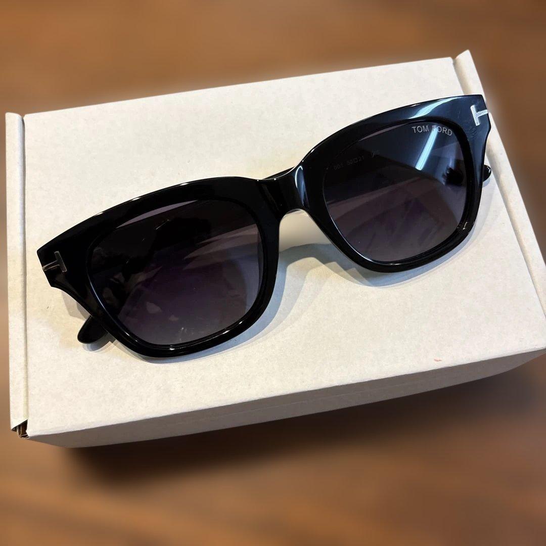 美品・TOMFORD トムフォード　5178F 001 アジアンフィット