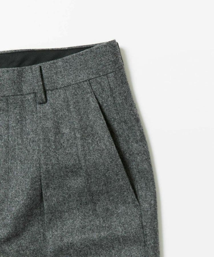 ブリティッシュメイド　プリーツ入りスラックス　フランネル