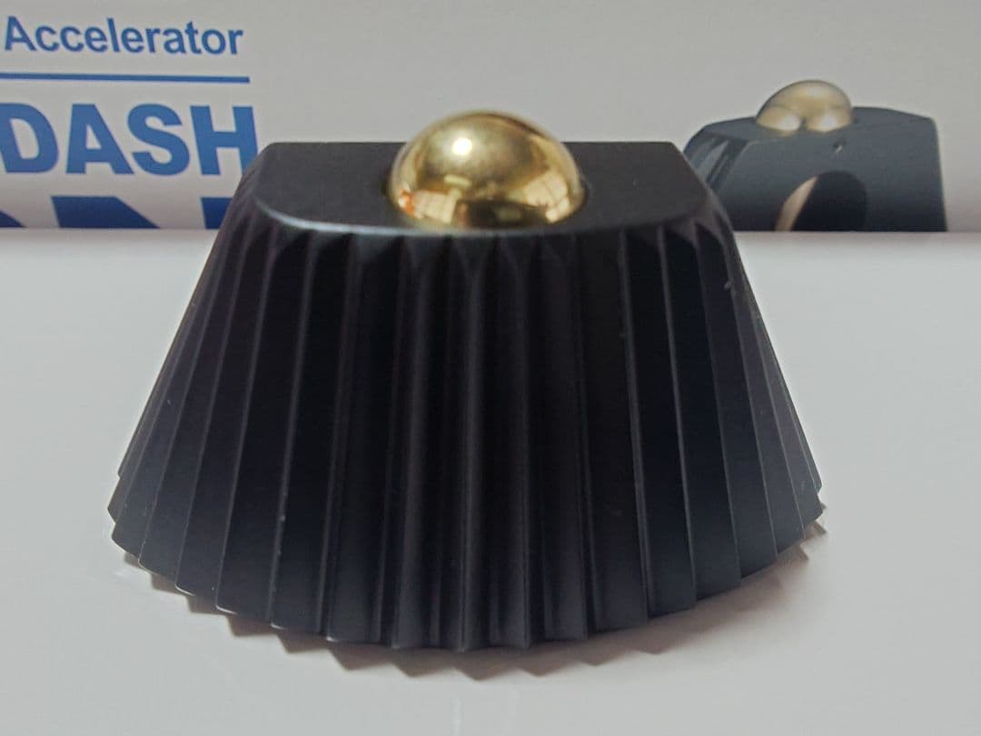 美品　SEV Dash ON ダッシュ オン