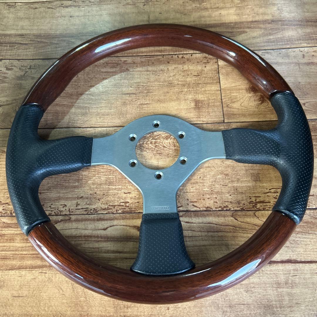 MOMOステアリング ファイター レザー / ウッド 350㎜