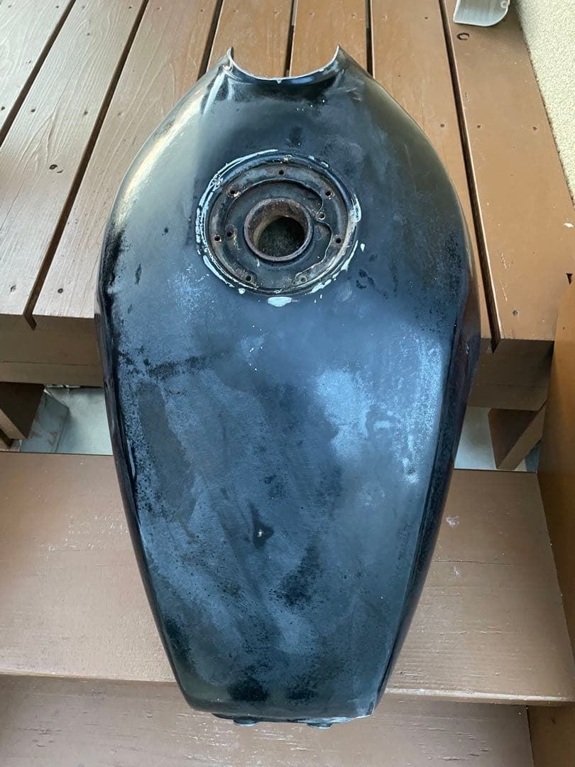 ゼファー タンク