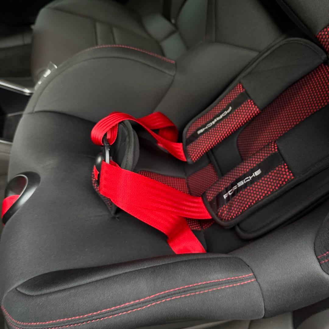 Porsche Kid Seat i-Size ポルシェ純正 チャイルドシート