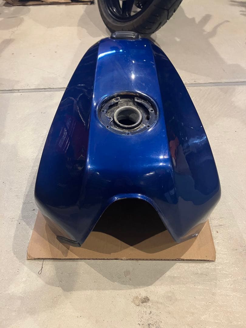 t*u様 gpz900r A9 Kawasaki バイク タンク 青 銀