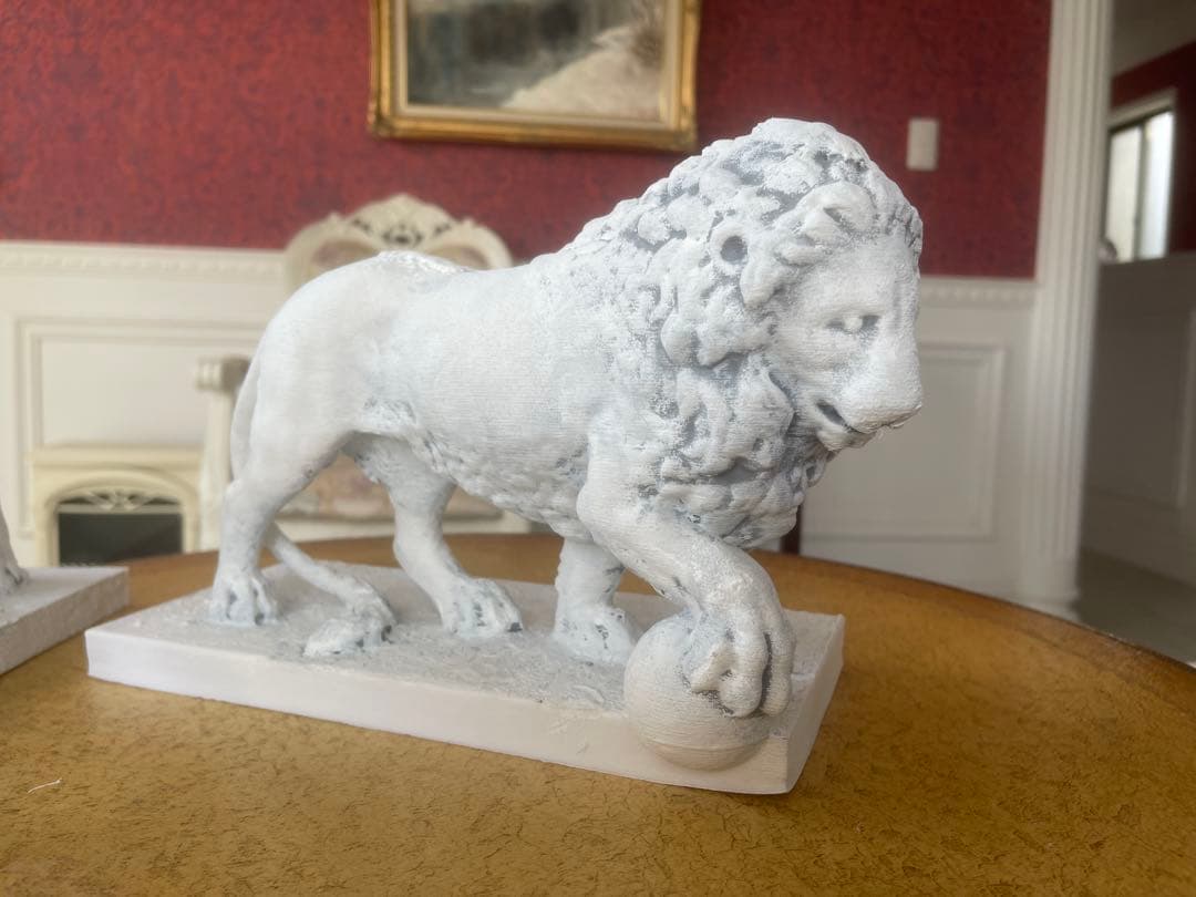 メディチライオンの像 ヴァッカ と ファンチェッリ (2 lions)