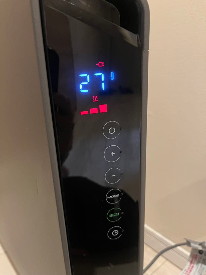 数回使用のみ✨DeLonghi デロンギ コンベクターヒーター HXJ60L12