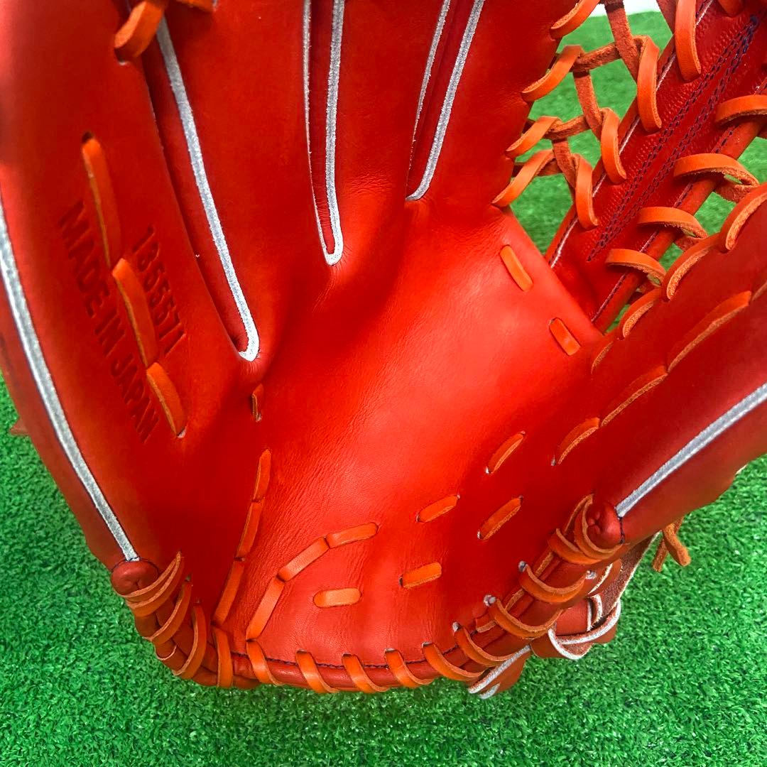 【未使用品】　アンダーアーマー　硬式用　外野手　グローブ　野球　左利き