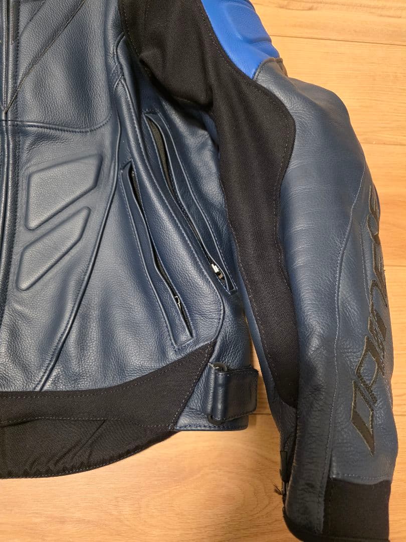 ダイネーゼ レザージャケット 48 美品