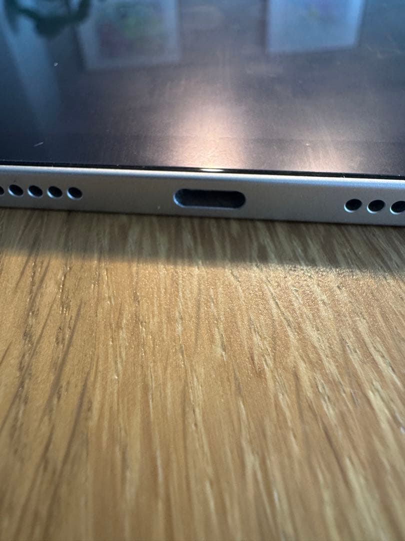 【美品】iPad mini 第6世代 Wi-Fiモデル 64GB シルバー