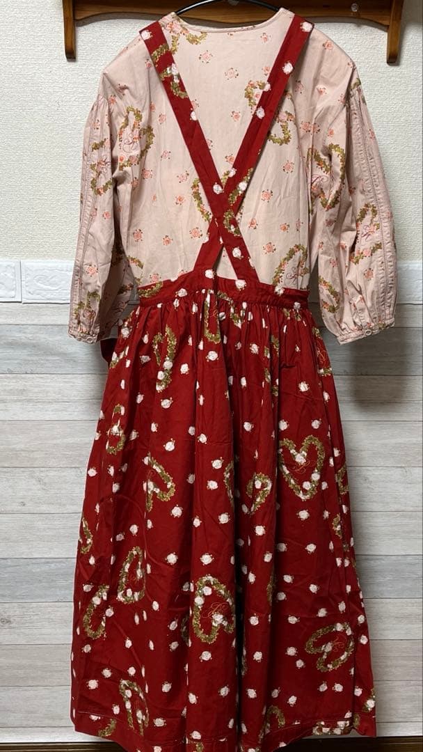 ピンクハウス　ハートリース　ワンピース＆エプロンワンピースセットピンク　赤