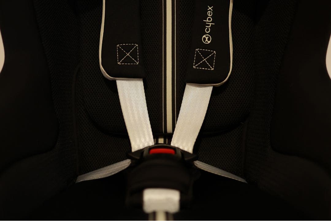 cybex sirona Gi i-Size サイベックス シローナ