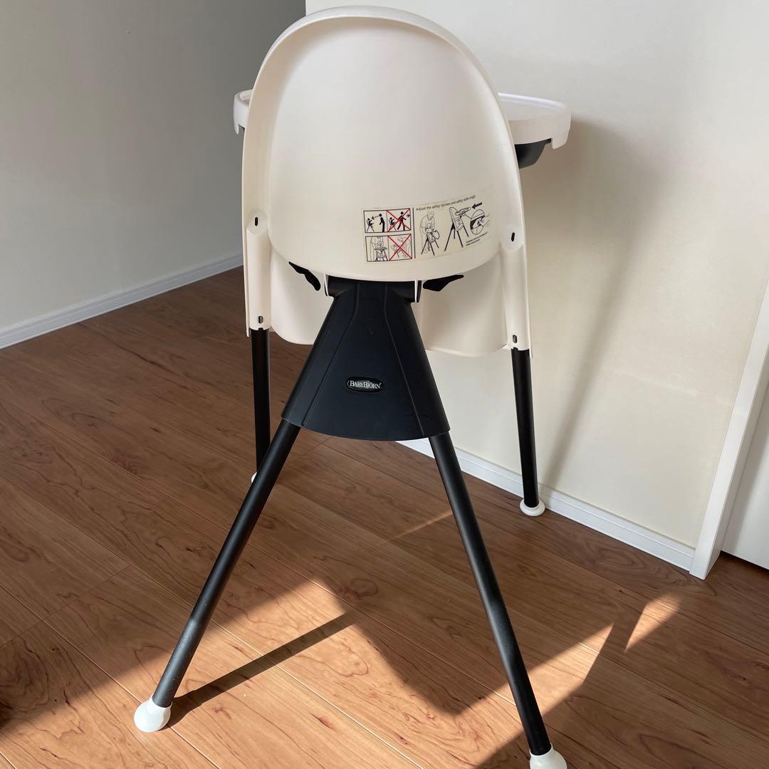 ベビービョルン★ハイチェア★安全ベルトありBabyBjörn ホワイト★ブラック
