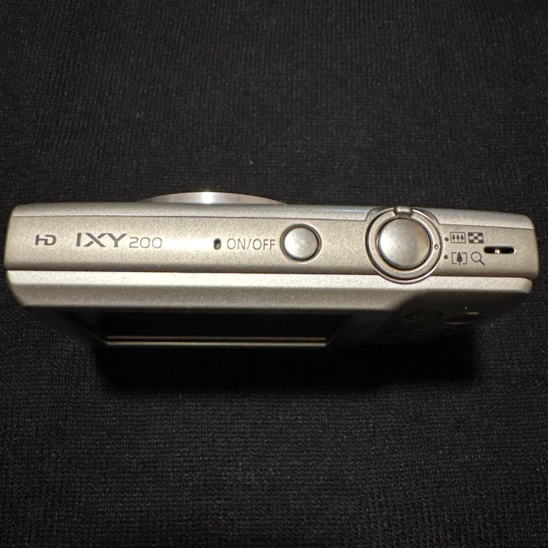 Canon IXY 200 シルバー コンパクトデジタルカメラ B105