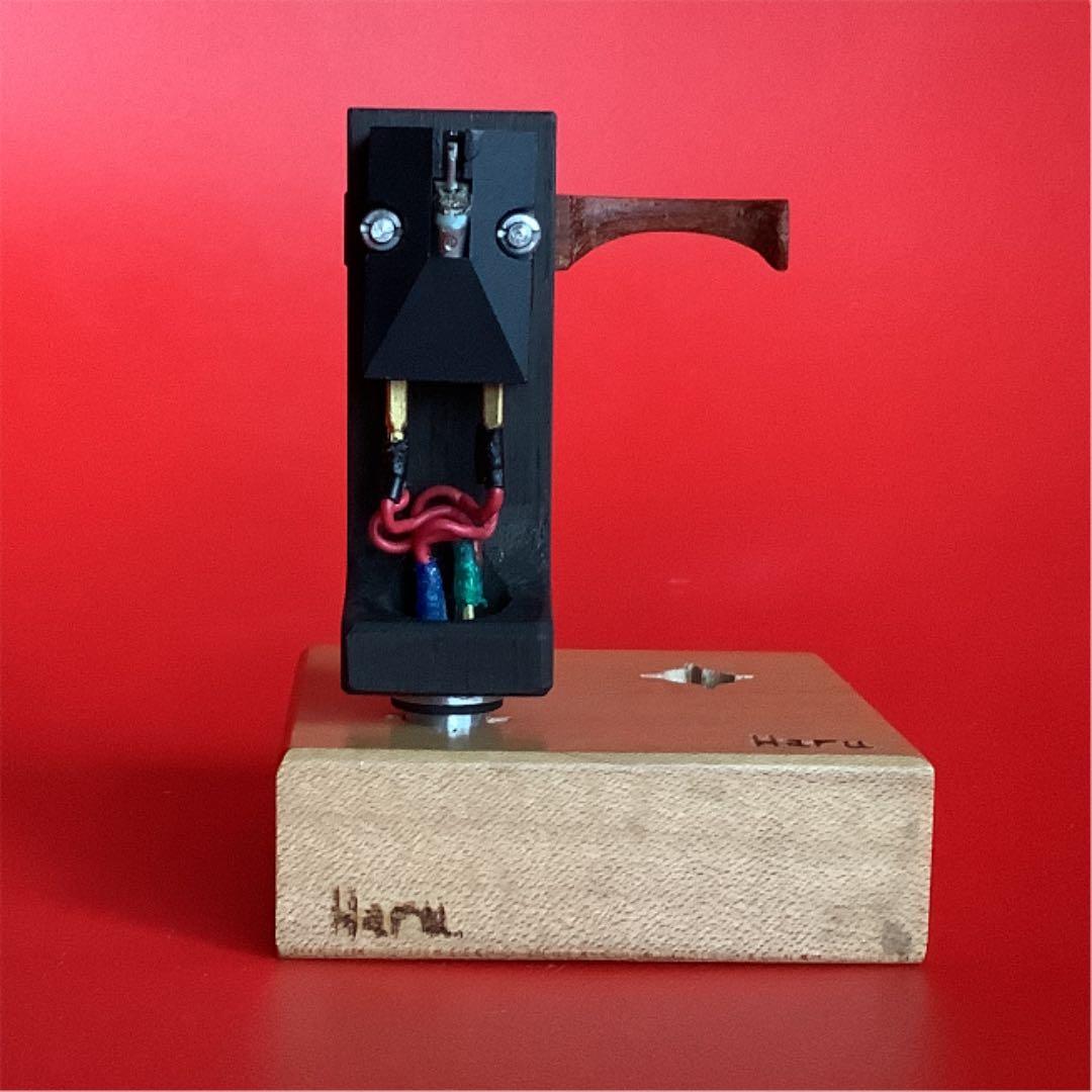 ヘッドシェル　　多孔質性カーボン、備長炭(Bincho charcoal) 9g