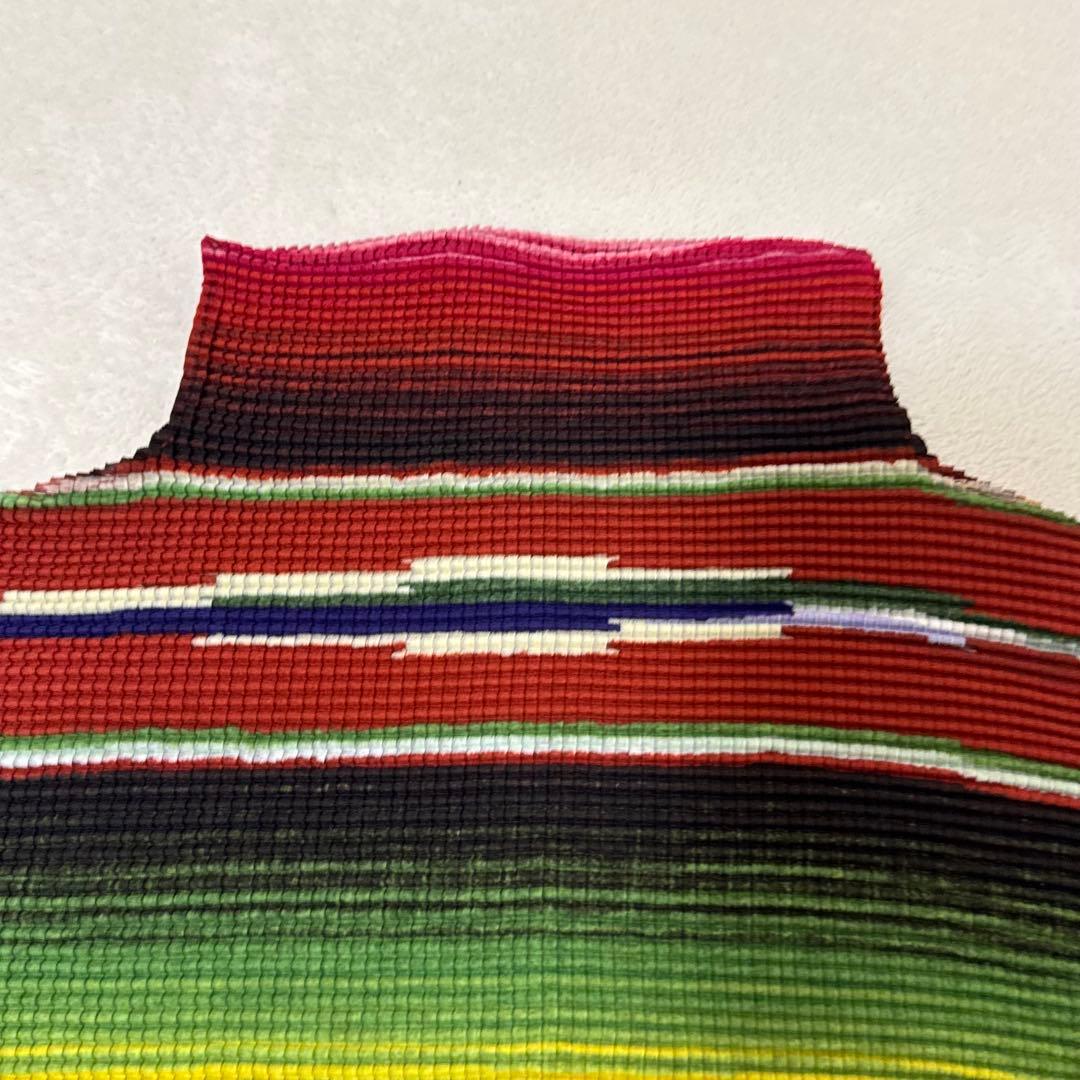 極美品✨ISSEY MIYAKE me プリーツ　長袖　マルチカラー　トップス