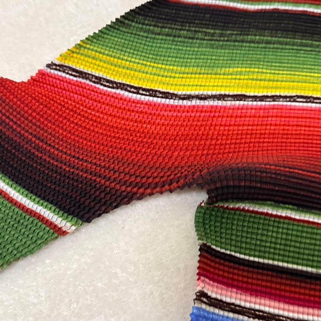 極美品✨ISSEY MIYAKE me プリーツ　長袖　マルチカラー　トップス