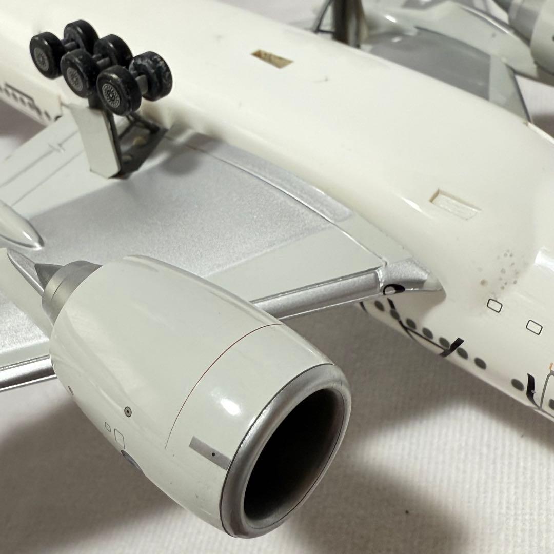 ANA Boeing777-200 スターアライアンス塗装機 模型 1/200