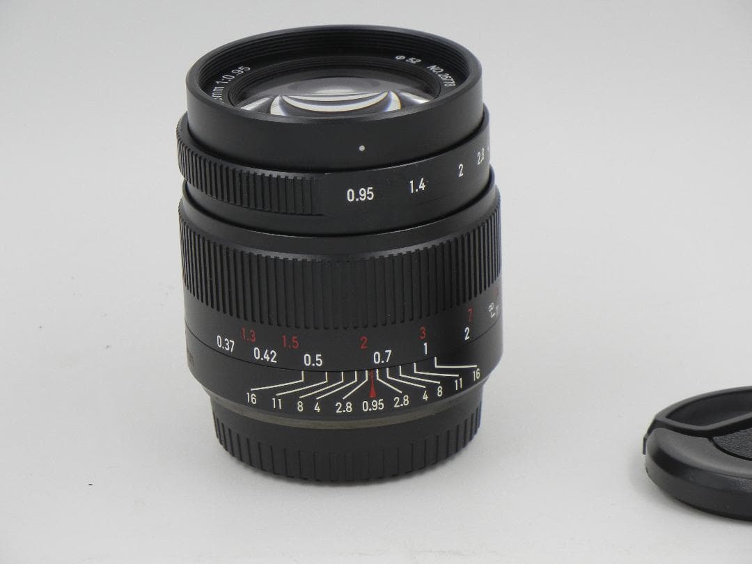 7artisans 35mm f/0.95 単焦点レンズ