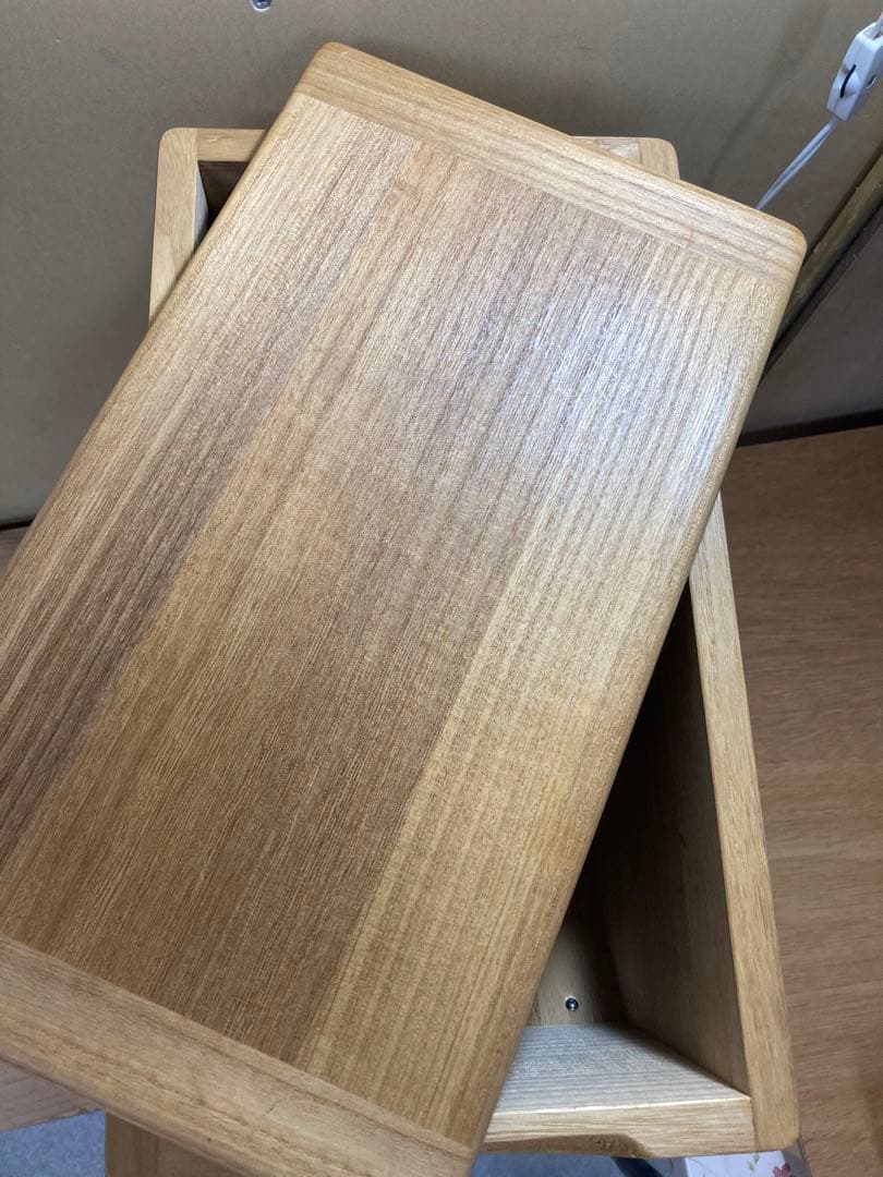 桐の米びつ10kg用　桐子モダン　ほぼ未使用　F