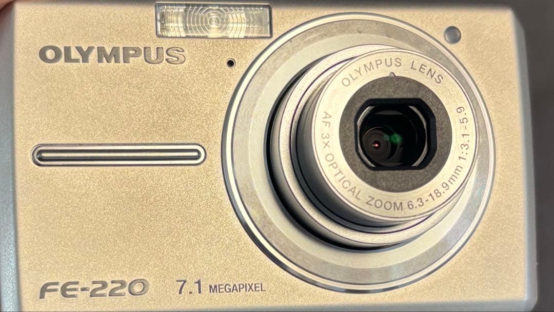 【極美品】OLYMPUS オリンパス FE-220 デジカメ