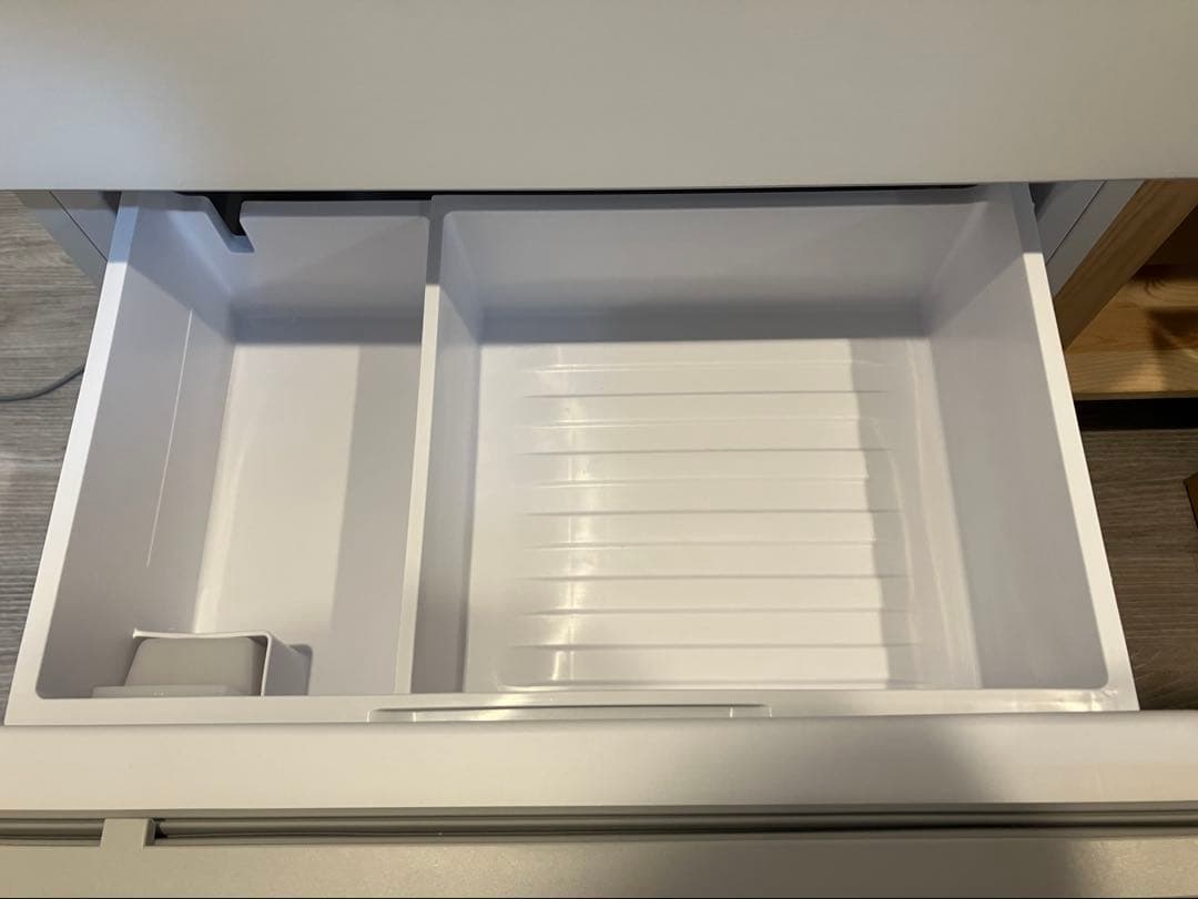 2025年製Panasonicチルド付冷蔵庫 【NR-C33ES1L-W】左開き