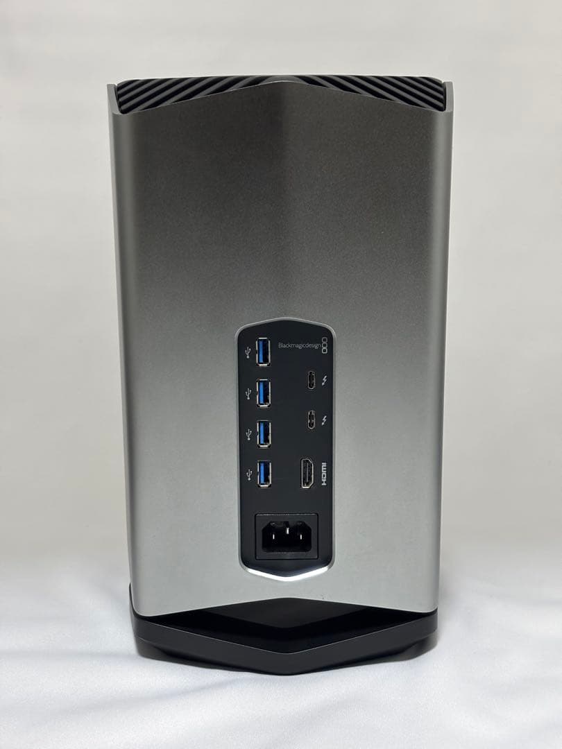 Blackmagic Design eGPU RX580 外付けGPU 中古