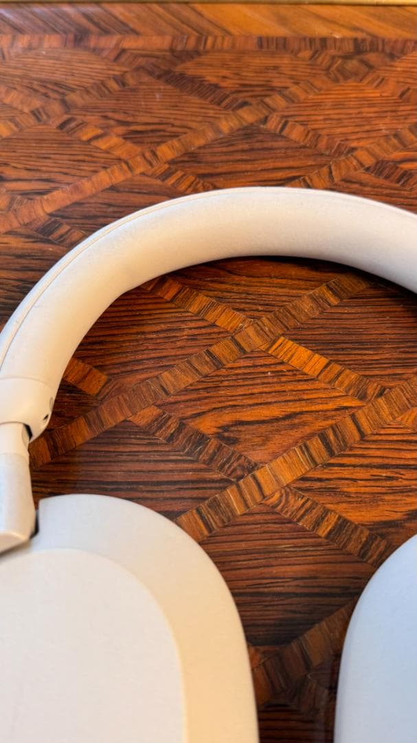 SONY WH-1000XM5 ワイヤレスヘッドホン（ホワイト）