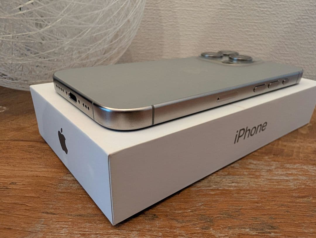 iPhone15pro 128GB ナチュラルチタニウム