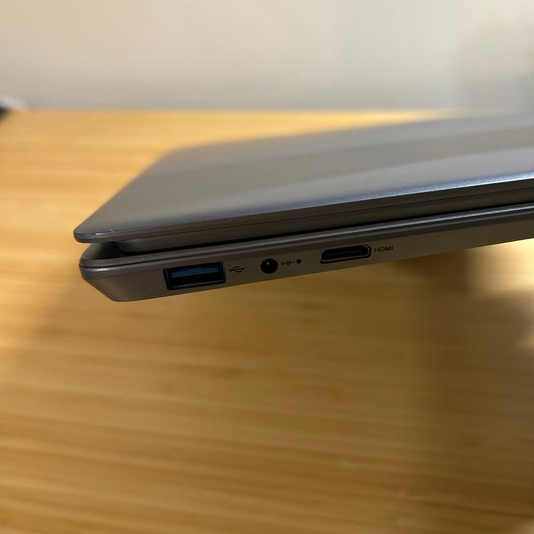 WindowsノートPC フルHD/8G/256G SSD/office2019