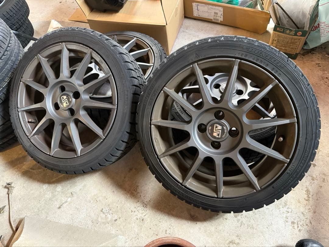 OZmsw16インチホイール アバルト595 、フィアット500