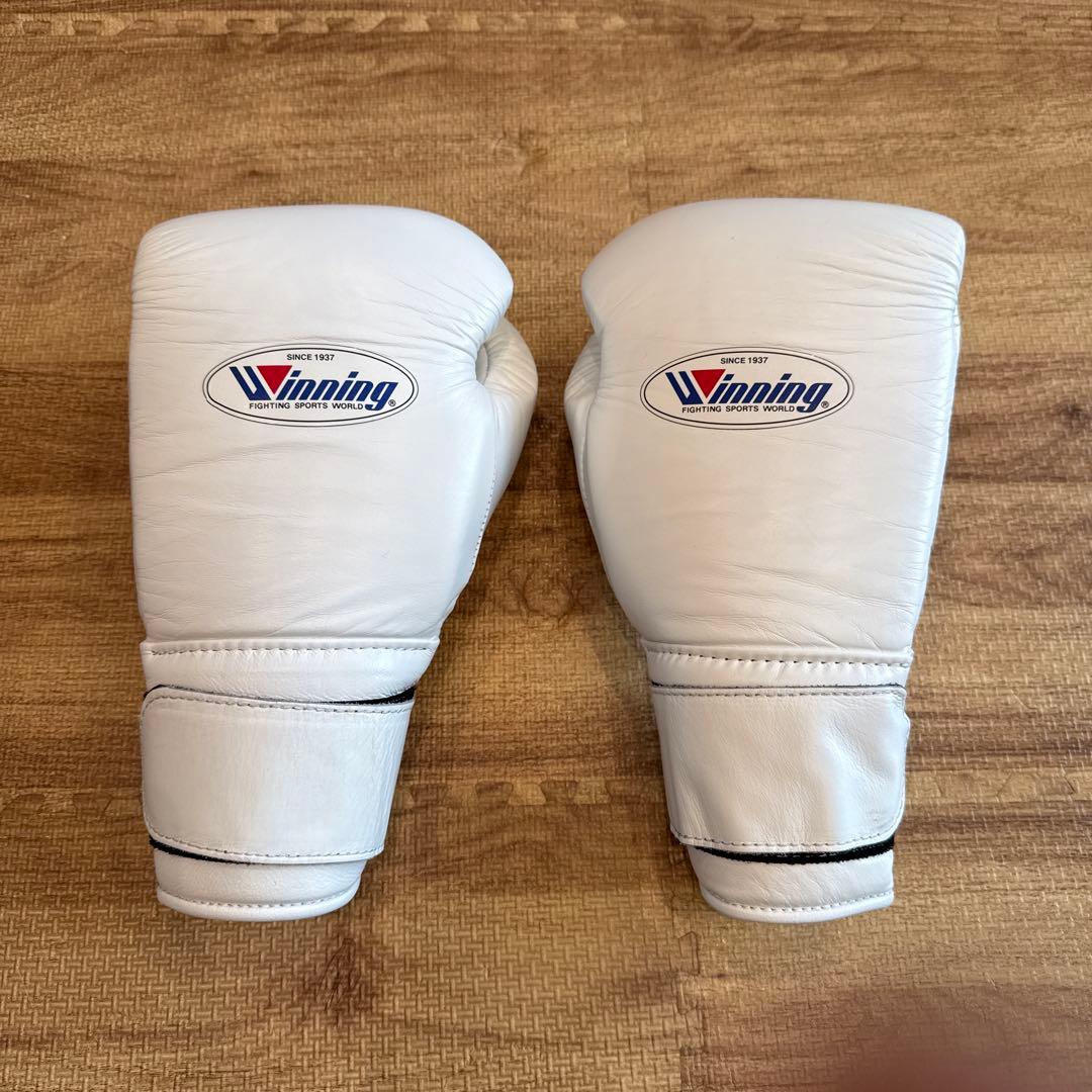Winning ボクシンググローブ 14 oz