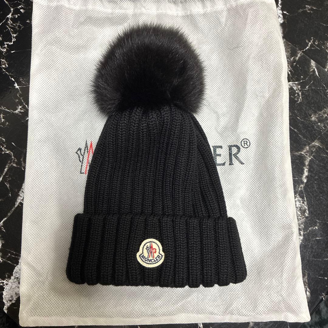MONCLER ニット帽　黒