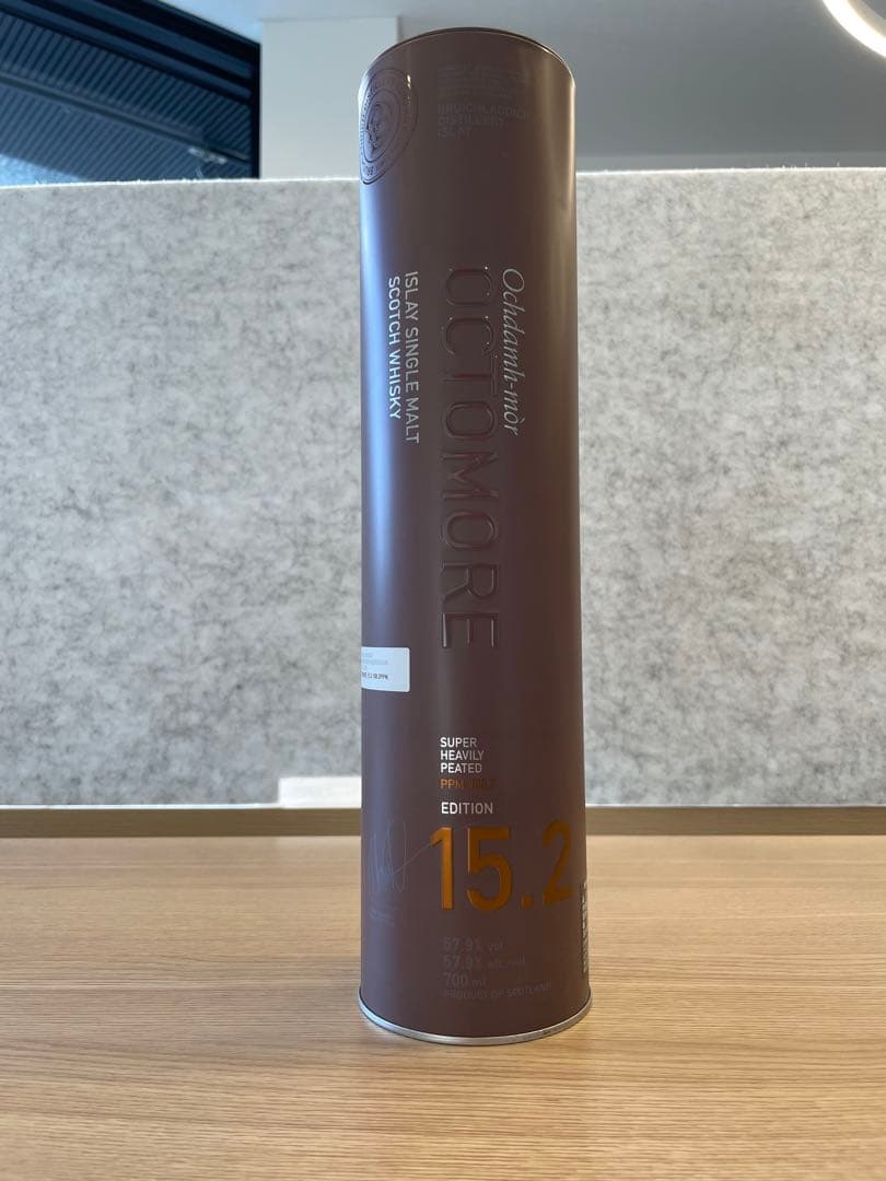 Octomore 15.2 ウイスキー 700ml