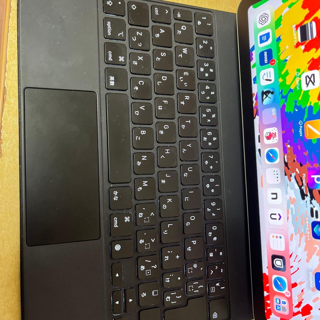 iPad Air (第4世代)64GB＋ smart keyboard