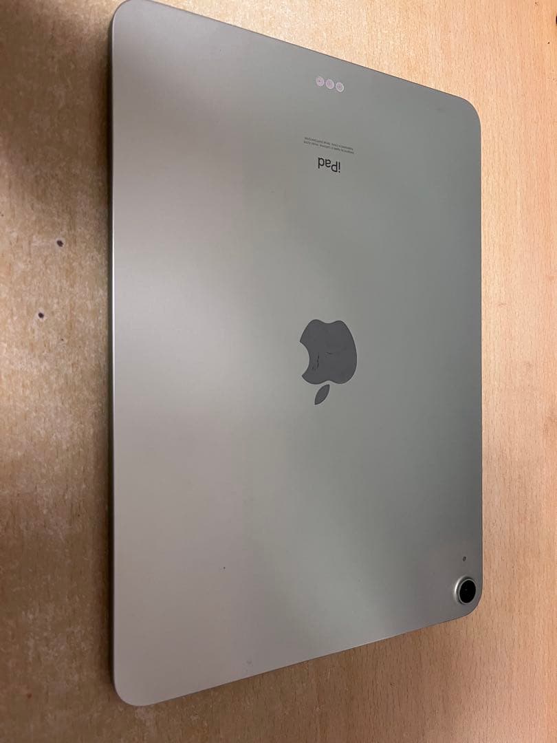 iPad Air (第4世代)64GB＋ smart keyboard