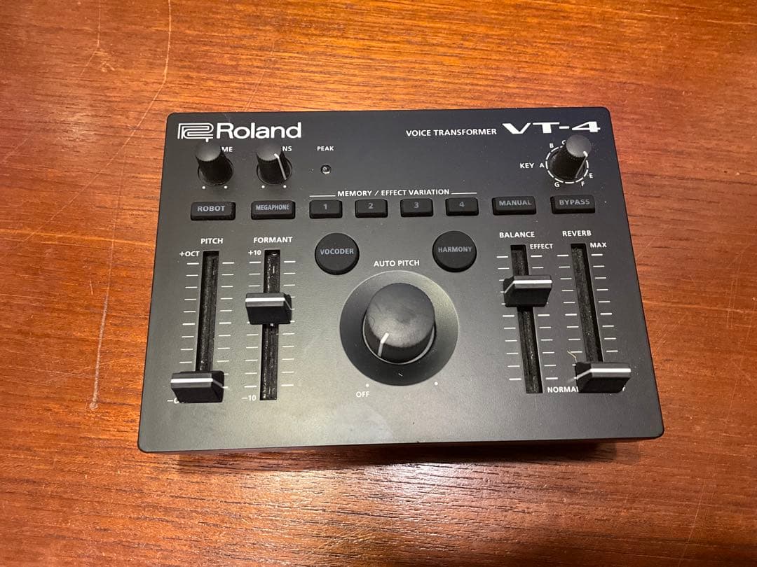 Roland VT-4 ボイストランスフォーマー マイクケーブル付き