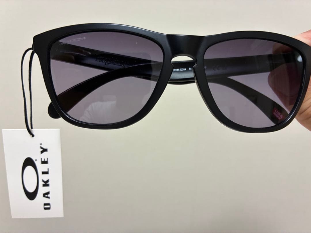試着のみ　OAKLEY オークリー　フロッグスキン　OO9245-D054