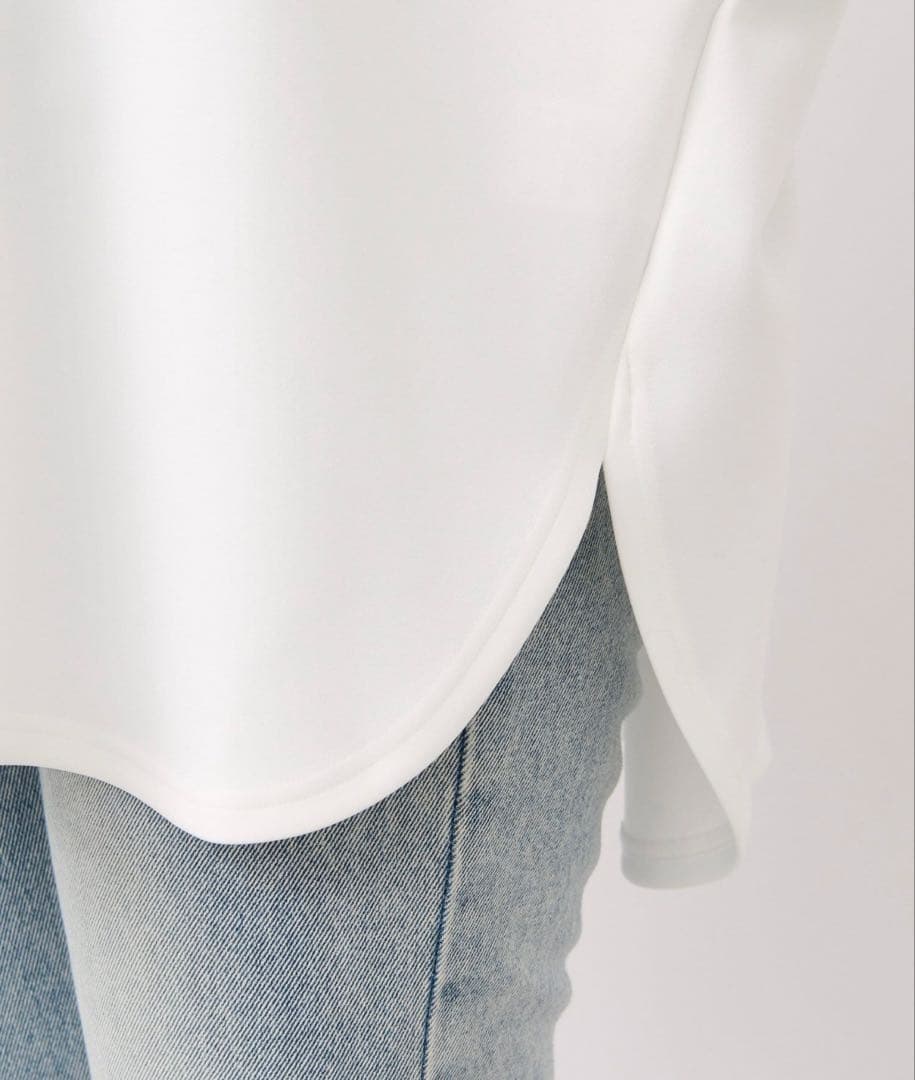 リヴドロワ ダンボールポンチョプルオーバー ホワイト