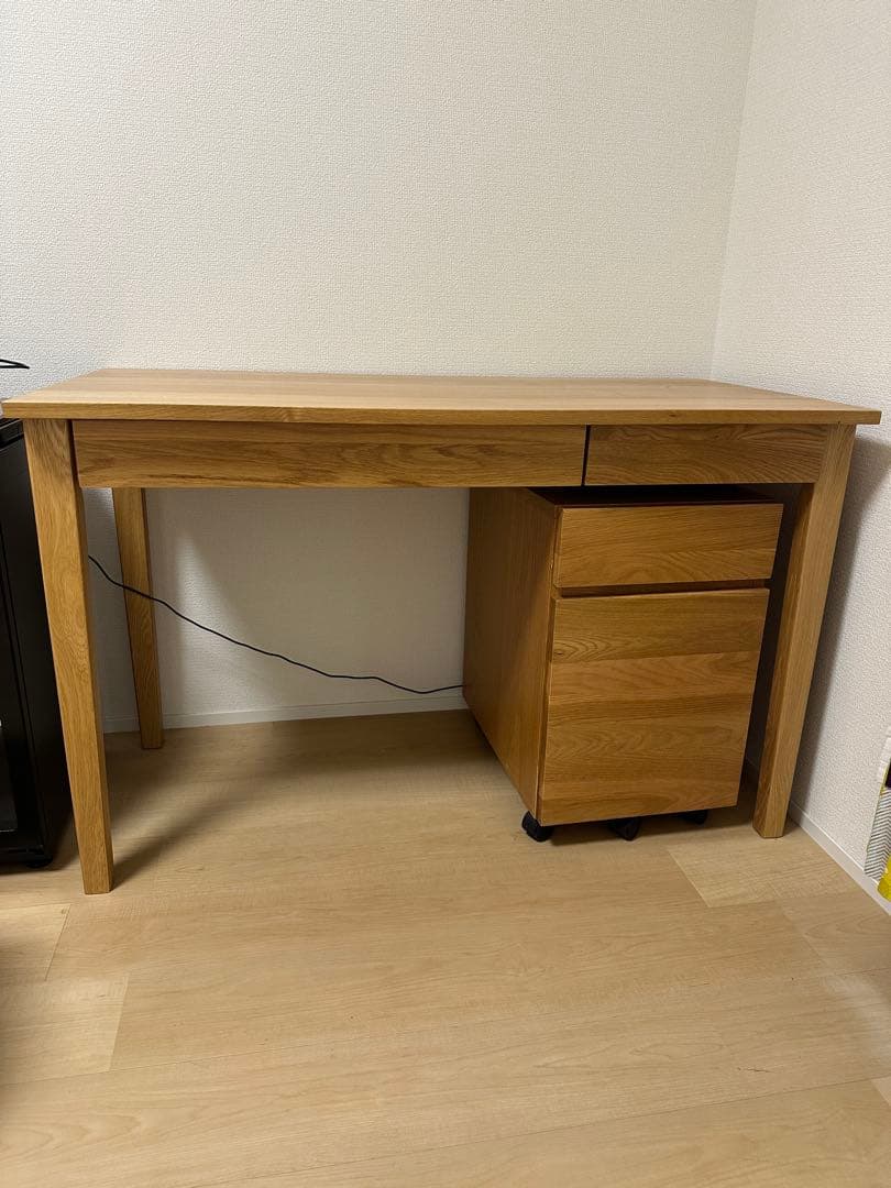 無印　オーク材　机